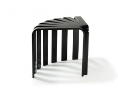Fan Stool Black jakkara BEdesign 